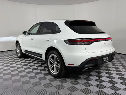 New 2025 Porsche Macan image 3