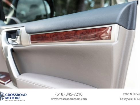 Used 2010 Lexus GX 460 w/ Comfort Plus Pkg AWD/4WD image 28