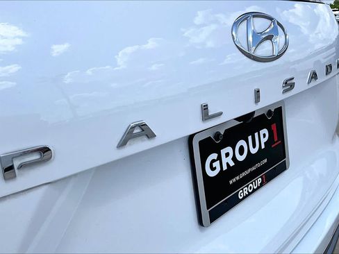 Used 2024 Hyundai Palisade Limited FWD image 10