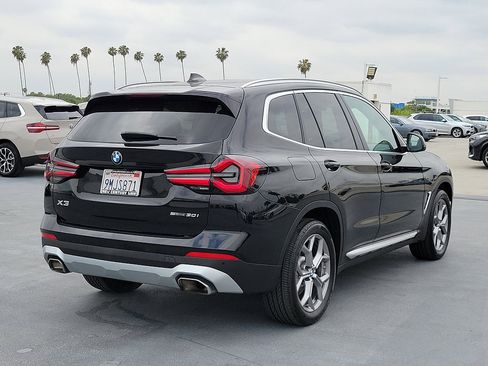 Used 2024 BMW X3 sDrive30i w/ Convenience Package RWD image 3