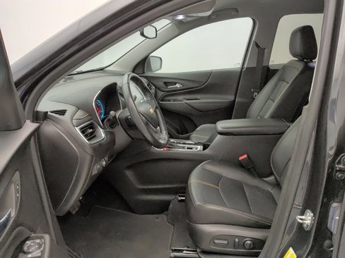 Used 2022 Chevrolet Equinox Premier AWD/4WD image 17