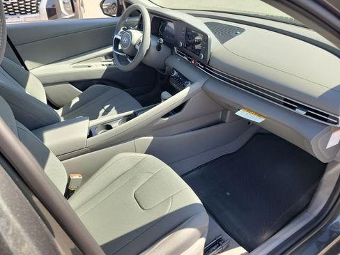 New 2026 Hyundai Elantra Blue FWD image 20