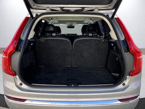Used 2024 Volvo XC90 B5 Plus image 26