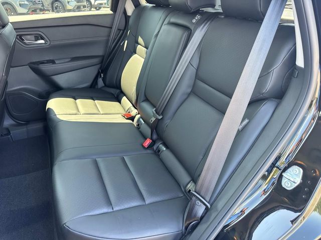 New 2026 Nissan Rogue Dark Armor AWD/4WD image 16