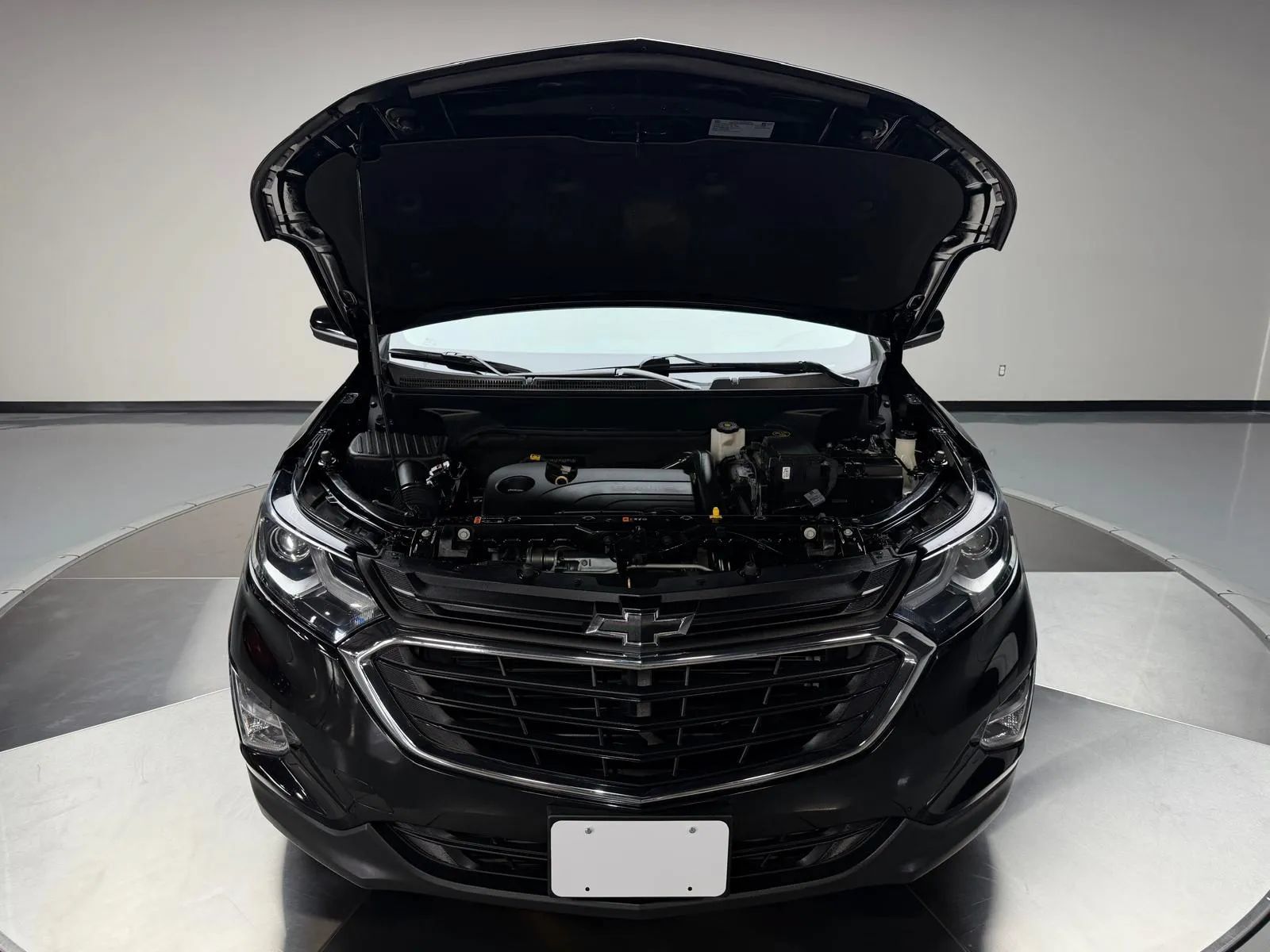 Used 2018 Chevrolet Equinox LT FWD image 11