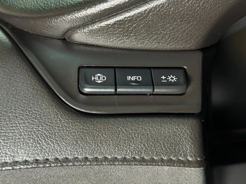 Used 2015 Cadillac Escalade Premium AWD/4WD image 35