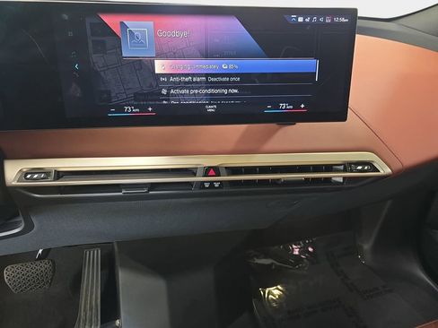 Used 2023 BMW iX xDrive50 w/ Premium Package image 23