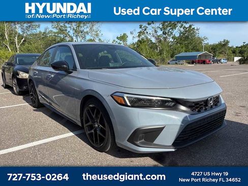 Used 2024 Honda Civic Sport image 4