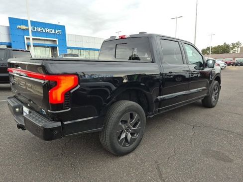 Used 2023 Ford F150 Lightning Lariat w/ Equipment Group 511A High image 9