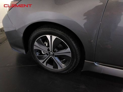 Used 2022 Nissan Leaf SV Plus image 37