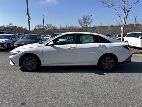 New 2026 Hyundai Elantra Blue image 4
