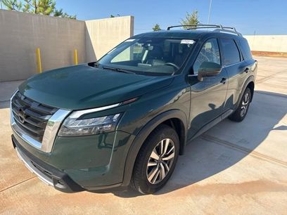 Used 2025 Nissan Pathfinder SL