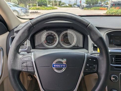 Used 2012 Volvo S60 T5 FWD image 24