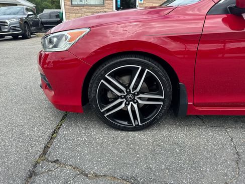 Used 2016 Honda Accord Sport image 24