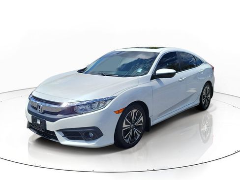 Used 2016 Honda Civic EX-T image 4