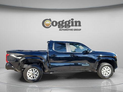 Certified 2024 Toyota Tacoma SR5 w/ SR5 Upgrade Package image 6