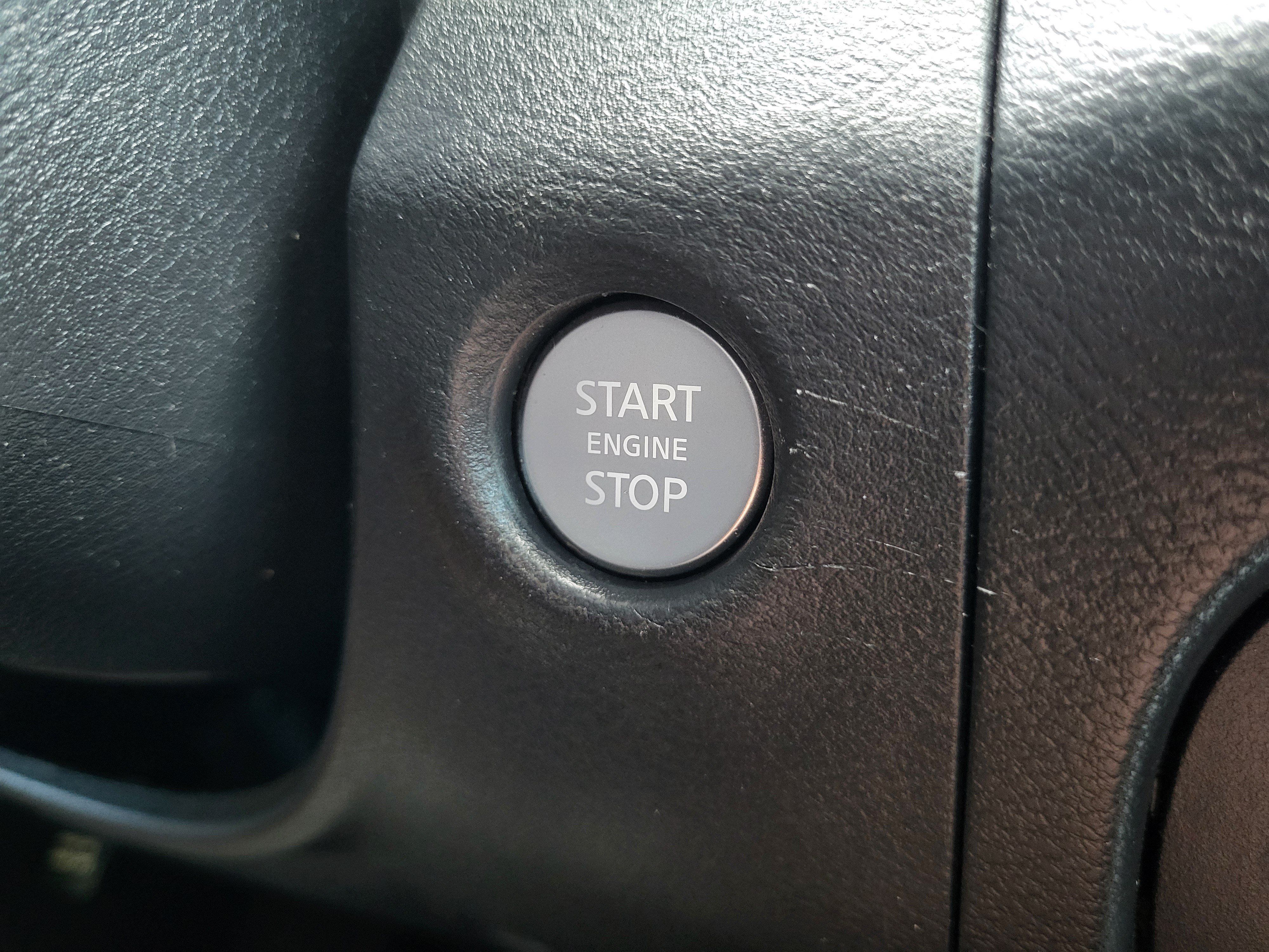Certified 2022 Nissan Frontier SV RWD image 22