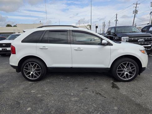 Used 2014 Ford Edge SEL w/ Equipment Group 205A image 4