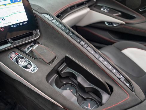 Used 2023 Chevrolet Corvette Stingray Premium Conv w/ Z51 Performance Package image 19