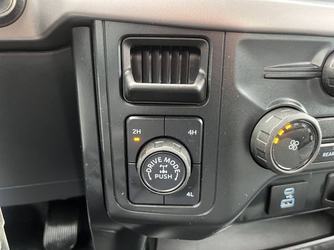 Used 2024 Ford F150 XL w/ Equipment Group 103A High AWD/4WD image 25