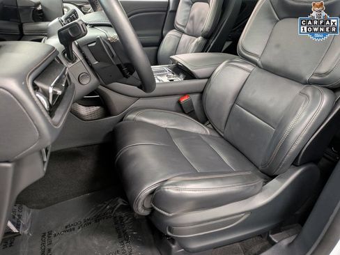 Used 2025 Lincoln Aviator Reserve w/ Equipment Group 201A AWD/4WD image 11