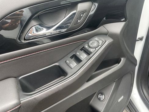 Used 2023 Chevrolet Traverse RS w/ LPO, Floor Liner Package image 19