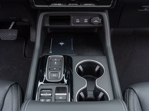 New 2026 Honda Pilot Touring image 24