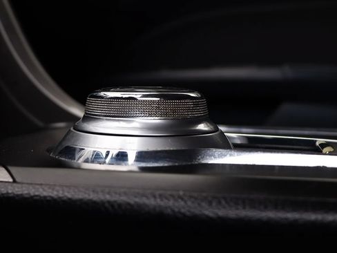 Used 2019 Ford Fusion SE FWD image 49