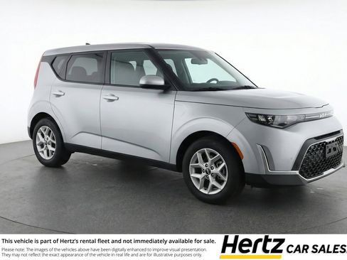 Used 2025 Kia Soul LX w/ LX Technology Package image 1