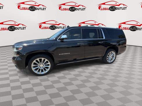 Used 2019 Chevrolet Suburban Premier w/ Premier Plus Edition AWD/4WD image 5