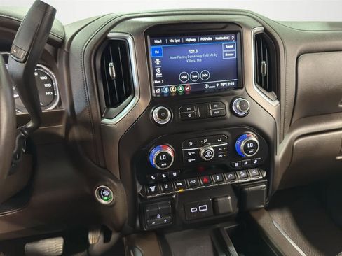 Used 2023 GMC Sierra 2500 Denali w/ Denali Ultimate Package AWD/4WD image 20