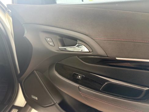 Used 2014 Chevrolet SS RWD image 46