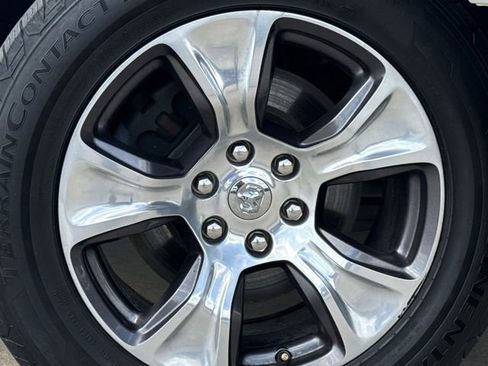 Used 2022 RAM 1500 Laramie AWD/4WD image 13