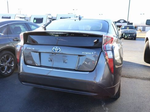 Used 2017 Toyota Prius Four Touring image 14