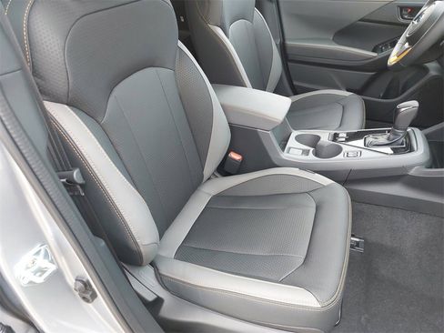 Used 2025 Subaru Crosstrek 2.5i Wilderness w/ Wilderness Package image 10