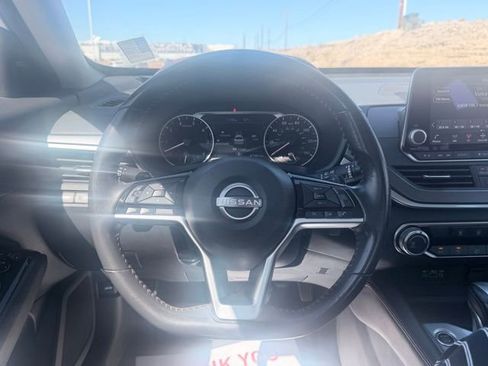 Used 2023 Nissan Altima 2.5 SR image 9