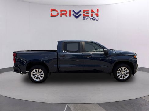 Used 2021 Chevrolet Silverado 1500 Custom RWD image 3