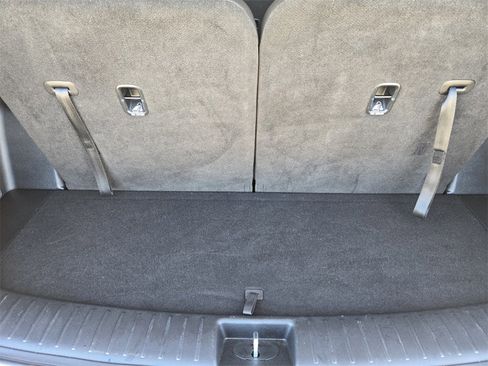 Certified 2025 Kia Sorento LX image 31