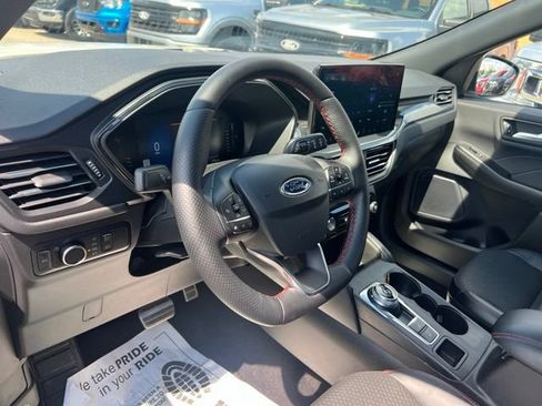 Certified 2024 Ford Escape ST-Line w/ Tech Pack #1 AWD/4WD image 7