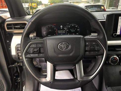 Used 2024 Toyota Tacoma TRD Off-Road AWD/4WD image 21