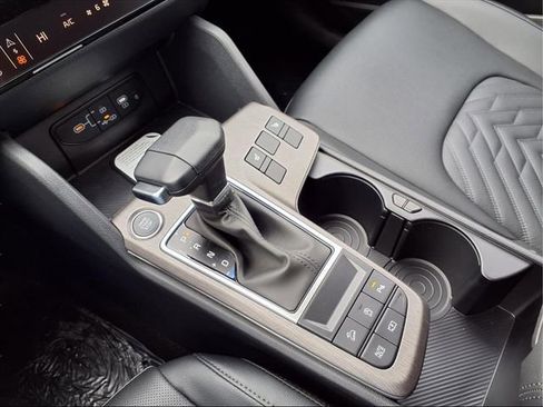 New 2026 Kia Sportage X-Line w/ X-Line Premium Package AWD/4WD image 10