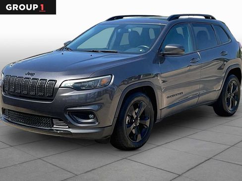 Used 2019 Jeep Cherokee Latitude Plus FWD image 1