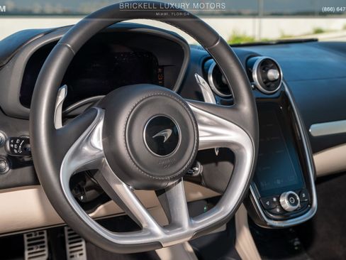 Used 2023 McLaren GT image 23