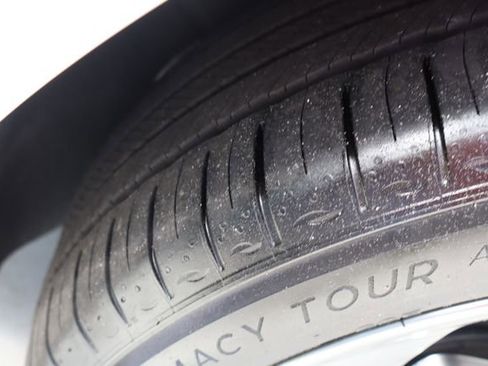 Used 2026 Genesis GV70 2.5T AWD/4WD image 49
