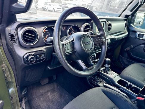 Used 2021 Jeep Wrangler Unlimited Sport image 10