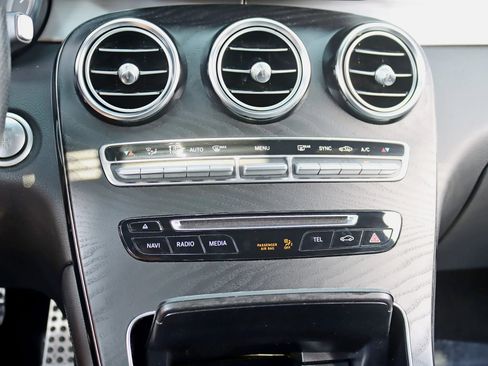 Used 2019 Mercedes-Benz GLC 300 4MATIC Coupe image 29