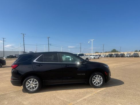 Used 2023 Chevrolet Equinox LT AWD/4WD image 26