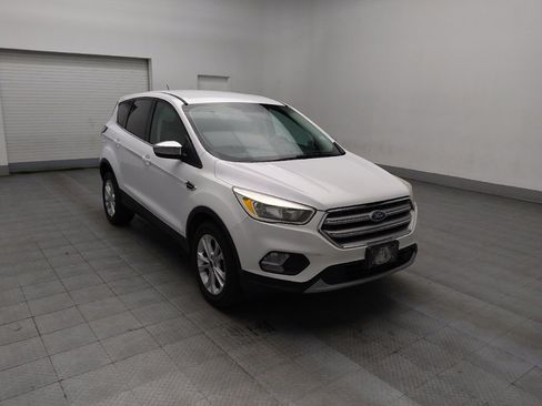 Used 2017 Ford Escape SE image 13