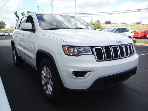 Used 2022 Jeep Grand Cherokee Laredo E w/ Security & Convenience Group AWD/4WD image 6