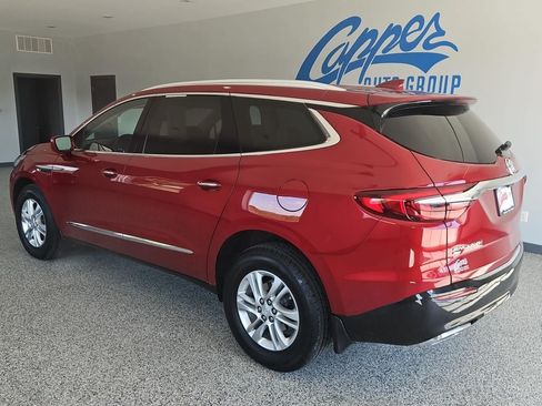 Used 2020 Buick Enclave Essence w/ Sound and Sites Package AWD/4WD image 4